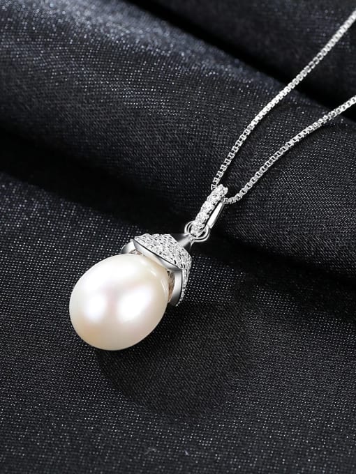 Freshwater Pearl Water Drop Necklace